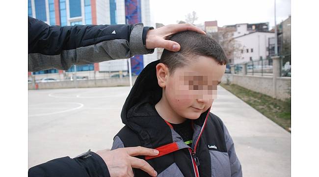 Bir velinin tokat attığı çocuğun kulak zarının zarar gördüğü iddiası