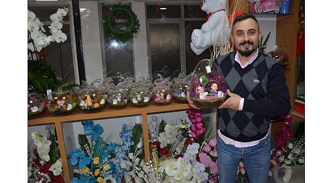 Çiçekçiler 14 Şubat'a hazırlanıyor