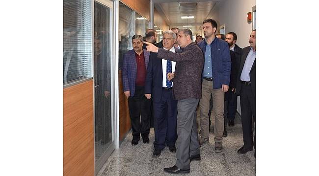 Demiröz'den Tatvan Belediyesine ziyaret