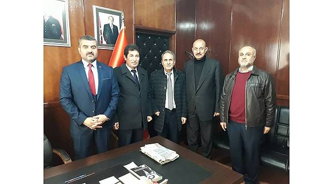 Demokrat Eğitimciler Sendikası'ndan MHP'ye ziyaret