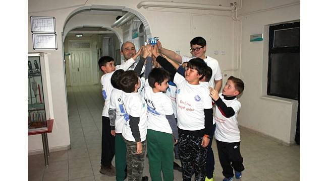 Diriliş Robot Takımı "En Yenilikçi Çözüm" ödülünü layık görüldü