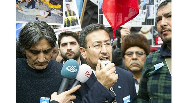 Doğu Türkistanlılar Çin'i protesto etti