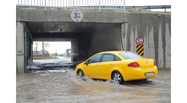 Edirne'de sağanak yağış