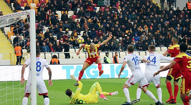 Evkur Yeni Malatyaspor’da Dori ve Mina formayı kaptı