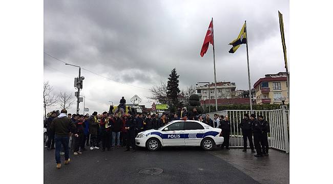 Fenerbahçe tesislerden ayrıldı