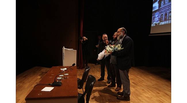 Filistinli bilim adamı, Eyüpsultanlı gençlere Kudüs'ü anlattı