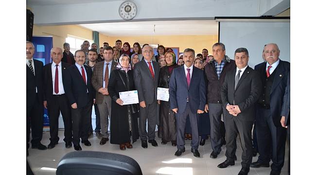 Girişimci adayları sertifikalarını Vali ve Başkan'dan aldı
