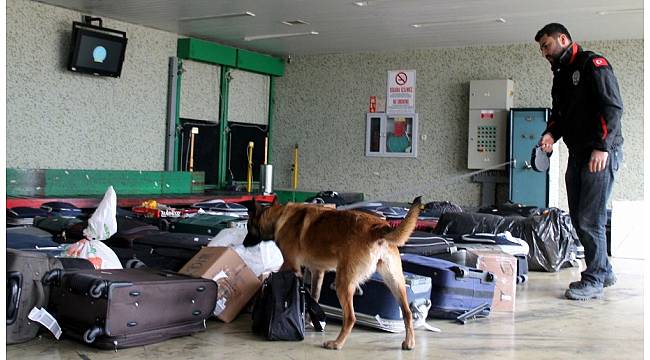 Havaalanında uyuşturucu operasyonu