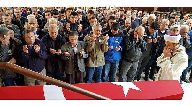 İstanbul'da hayatını kaybeden Üsteğmen memleketi Nazilli'de toprağa verildi