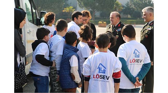 Jandarma LÖSEV'li çocukları ağırladı