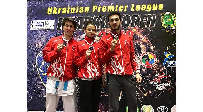 Kağıtsporlu karateciler Ukrayna'dan madalya ile döndü