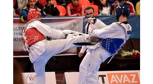 Kağıtsporlu Şenkuru bronz madalya kazandı