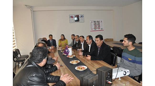 Kızıltepe'de muhtarlara belgeleri verildi
