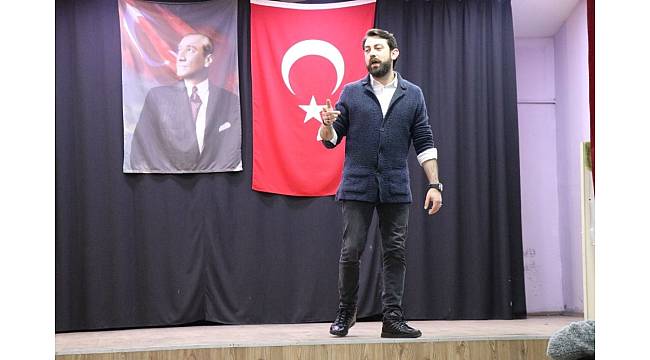 Lise öğrencilerine "Hayat Kısa Çek Bir Film" semineri