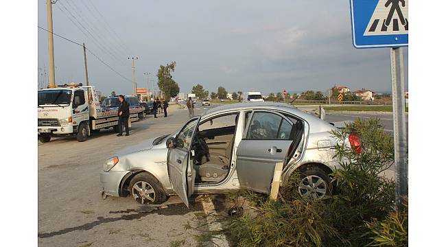 Manavgat-Alanya yolunda trafik kazası: 2 yaralı