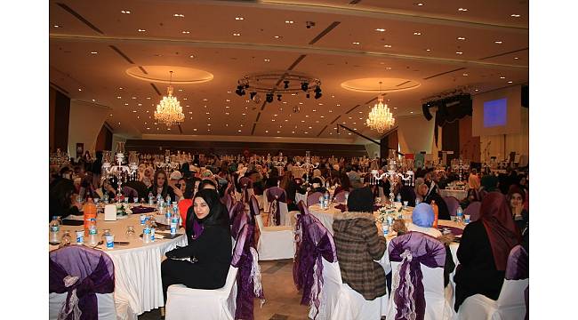Milletvekili ve vali eşi, muhtar eşleriyle bir araya geldi