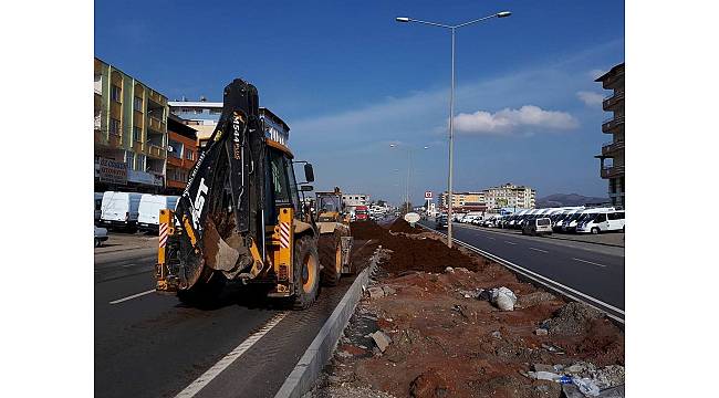 Nurdağı Belediyesi refüj çalışmalarını sürdürüyor