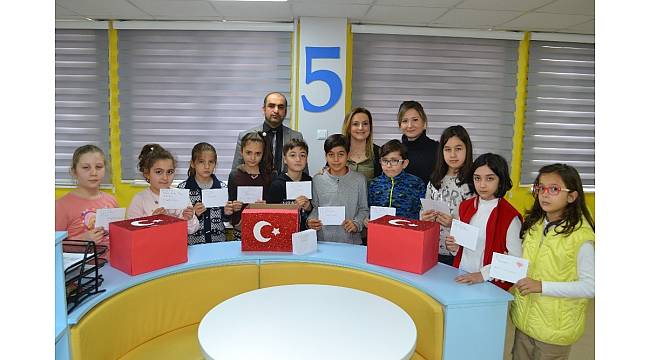 Öğrencilerden Mehmetçiklere moral mektubu