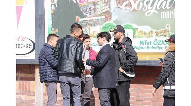 Okul önlerinde narkotik uygulaması