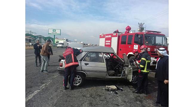 Otomobiller çarpıştı: 4 yaralı