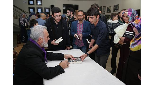 Payitaht Abdülhamit dizisinin oyuncusu 'Tahsin Paşa' Niğdelilerle Buluştu