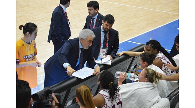 PTT Kadınlar Türkiye Kupası'nda Yakın Doğu Üniversitesi şampiyon oldu