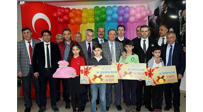 Samsun'da dereceye giren öğrenciler ödüllendirildi