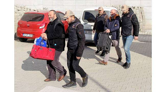 Samsun'da FETÖ'nün 2 mahrem imamı tutuklandı