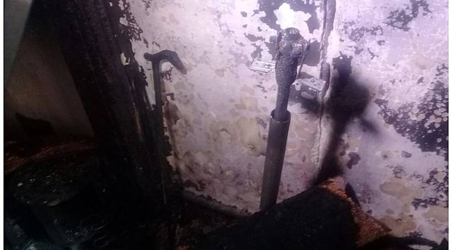 Sarıyer'de 3 katlı binada çıkan yangının bilançosu gün ağarınca ortaya çıktı