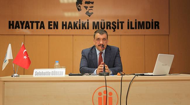 ‘Şehir ve İnsan’ konulu konferans düzenlendi