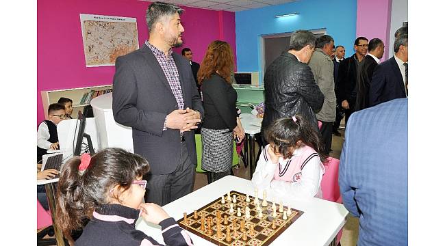 Şehit Polis Ömer Akcan Zenginleştirilmiş Kütüphanesi açıldı
