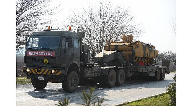 Sınıra tank sevkiyatı sürüyor