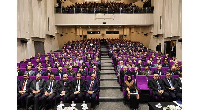 Trabzon Valisi Yücel Yavuz okulların güvenliği için Trabzon genelindeki okul müdürleriyle toplandı