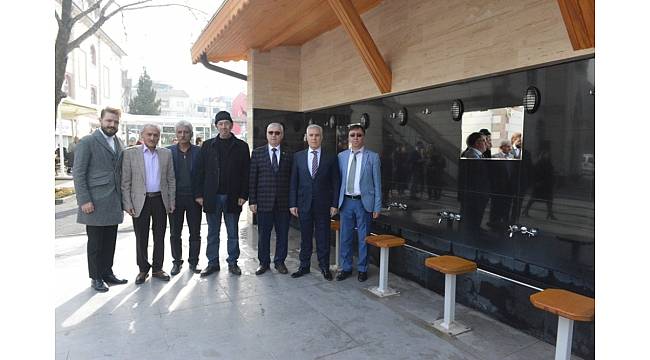 Üçevler'e hizmet yağmuru