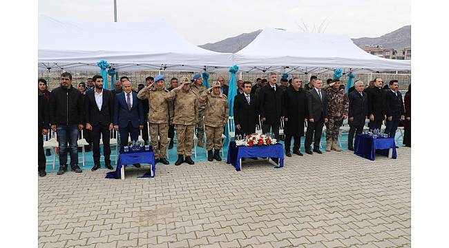 Vali Güzeloğlu, Lice'de eğitim öğretim açılışına katıldı