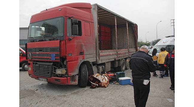Yaşlı adamdan geriye, sattığı kuruyemiş ve bozuk paralar kaldı