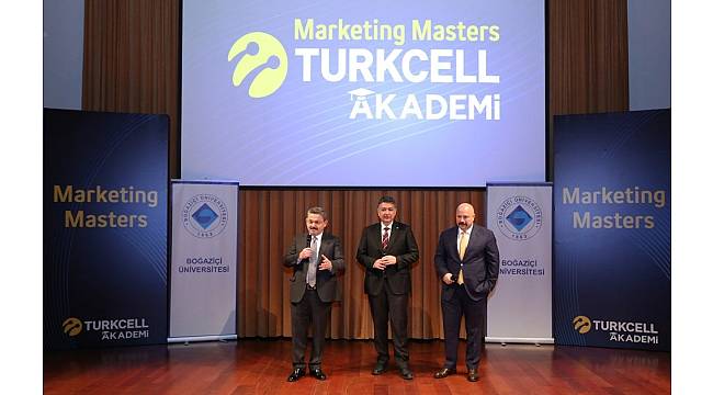 'Pazarlama Master'ları mezun oldu