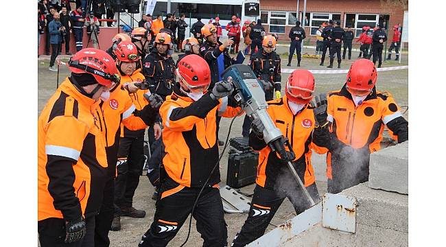 AFAD'dan gerçeği aratmayan tatbikat