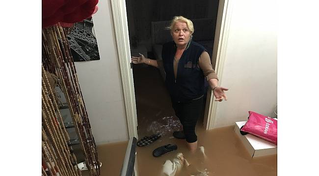 Antalya'da evleri su bastı