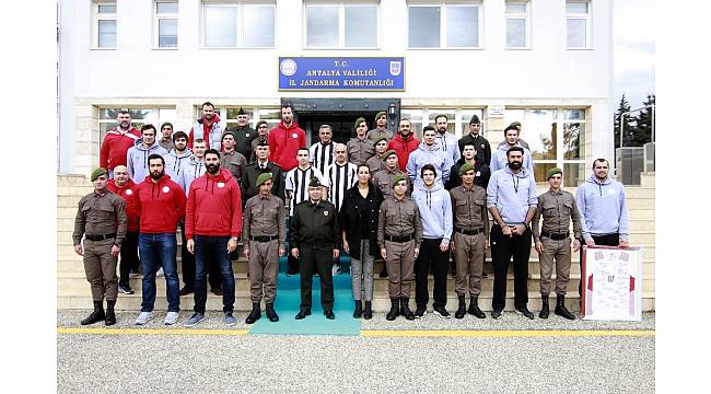 Antalyaspor Basketbol Takımı Jandarma&#39;da