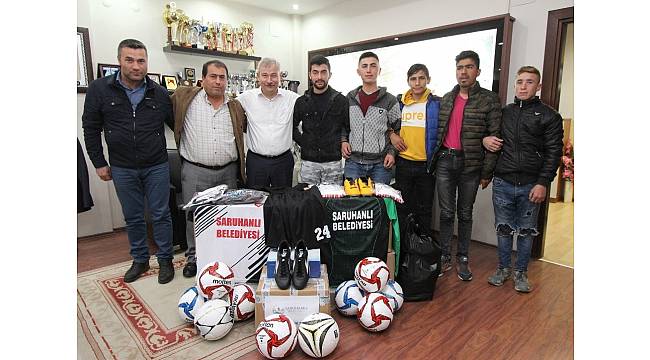 Başkan Yaralı'dan Dilek Gençlik Spor'a malzeme desteği