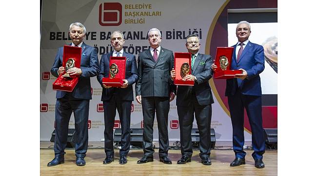 Belediye Başkanları Birliğinden Başkan Başsoy'a 3 Ödül