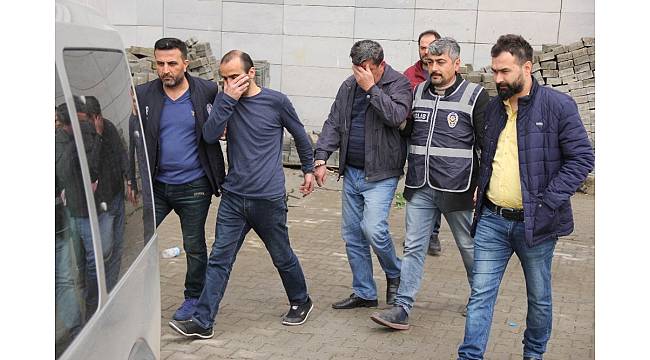 Benzinliği soyan hırsızlar güvenlik kamerası kayıt cihazını da çaldı