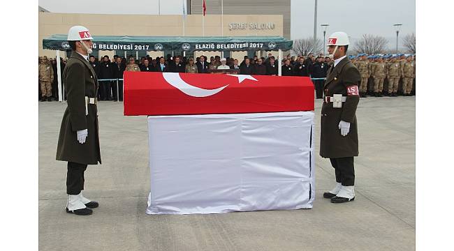 Bingöl şehidi, memleketi İzmir'e uğurlandı