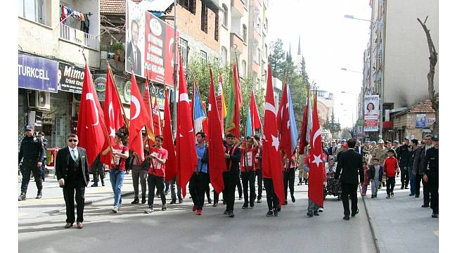 Çanakkale Zaferi'nin yıl dönümünde gelen Afrin zaferi Kilislileri sokağa döktü