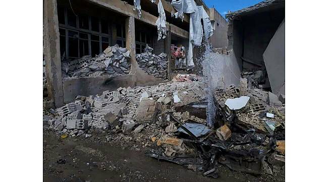Cerablus&#39;ta bombalı araç patladı: 13 yaralı