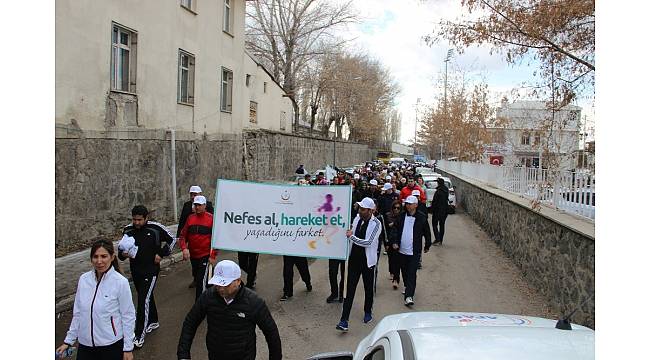 Erzurum'da 'Sağlık İçin Birlikte 10 bin Adım' yürüyüşü