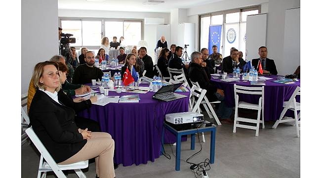 Fethiye'de yenilenebilir enerjinin önemini anlattılar
