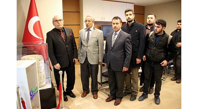 İlahiyat Fakültesi öğrencileri Gıda Bankası'nı gezdi