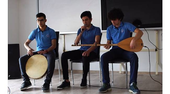 Lise öğrencilerinden 'Zeytin Dalı' koreografili özel klip